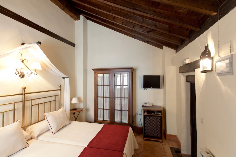 Casa Del Capitel Nazari 33/70