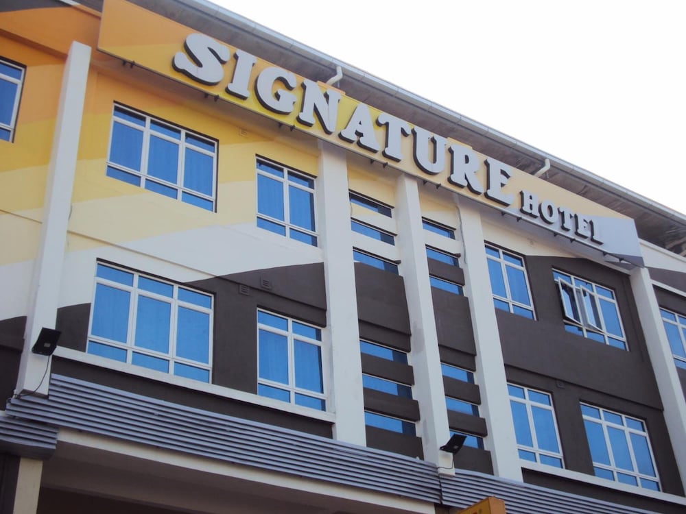 Signature Hotel 6/39