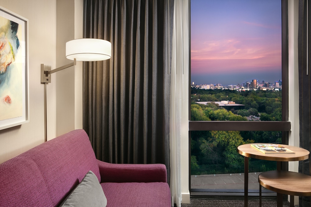Crowne Plaza Dallas Love Field - Med Area 23/56