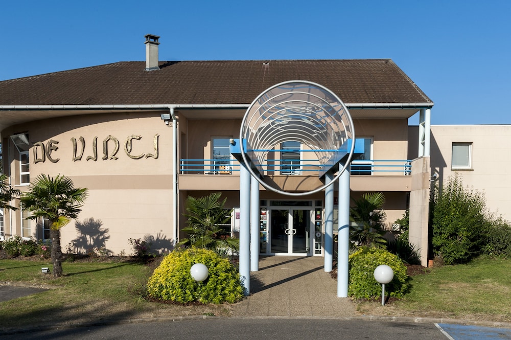Espace Leonard De Vinci 3/50