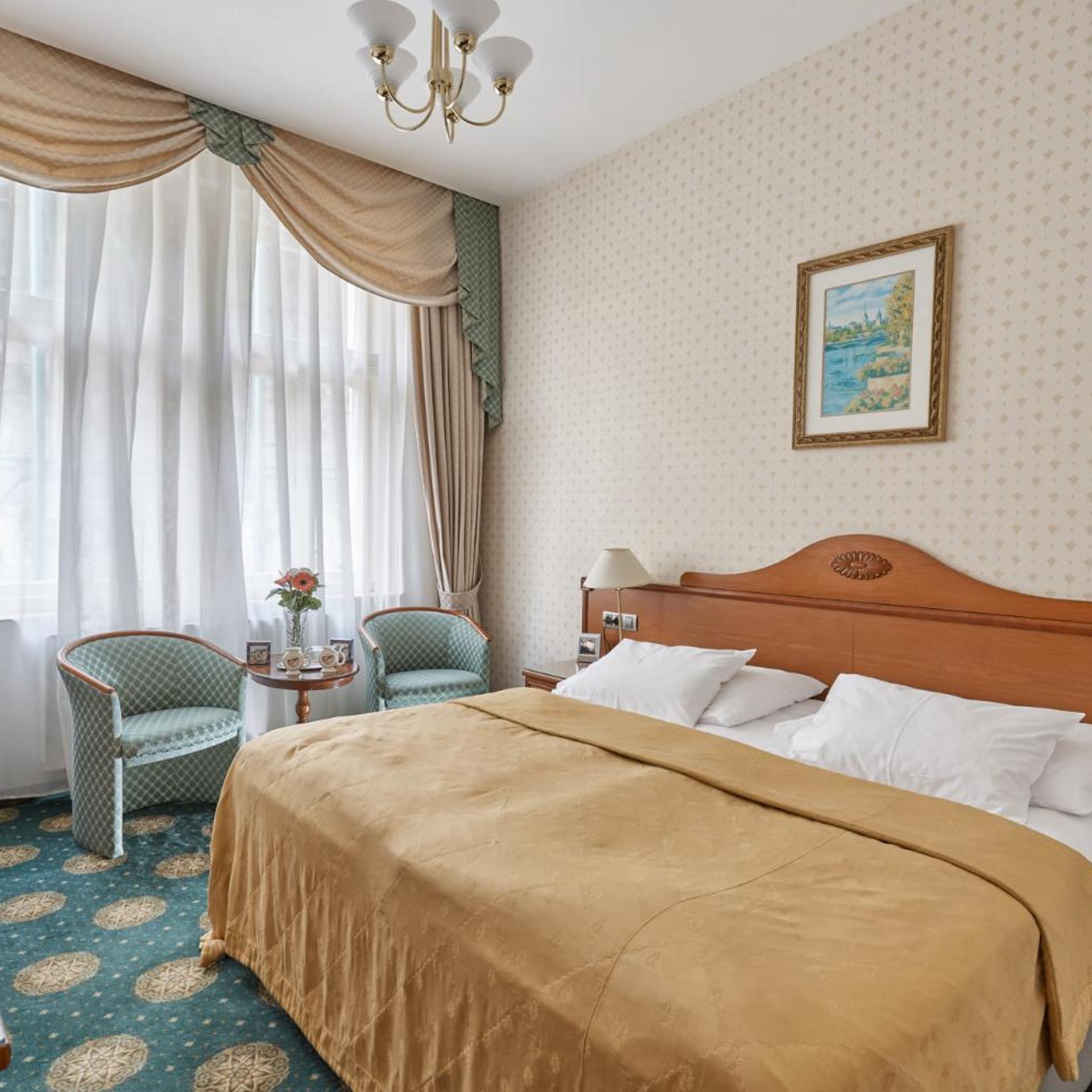 Wellness, Double or Twin Bed، Hotel Romance Puskin 5/6