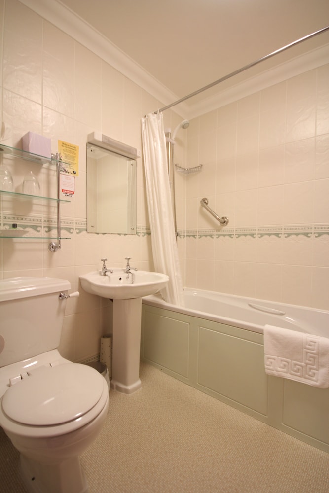 Strathburn Hotel Inverurie by Compass Hospitality 48/50