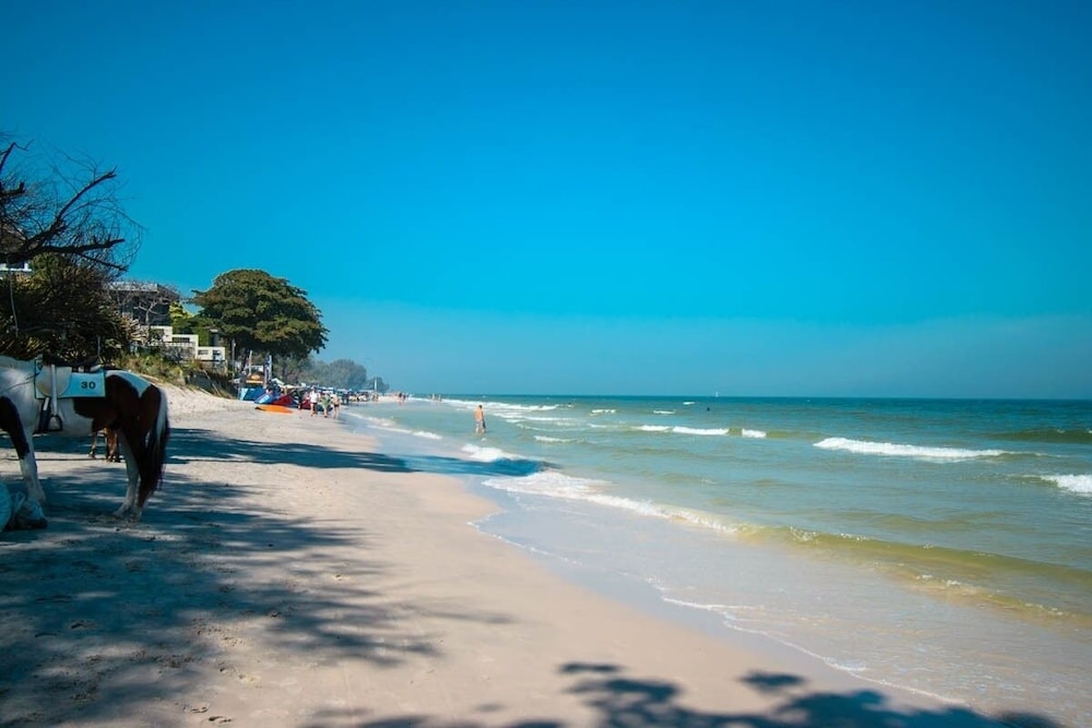 Kiang Haad Beach Hua Hin 62/74