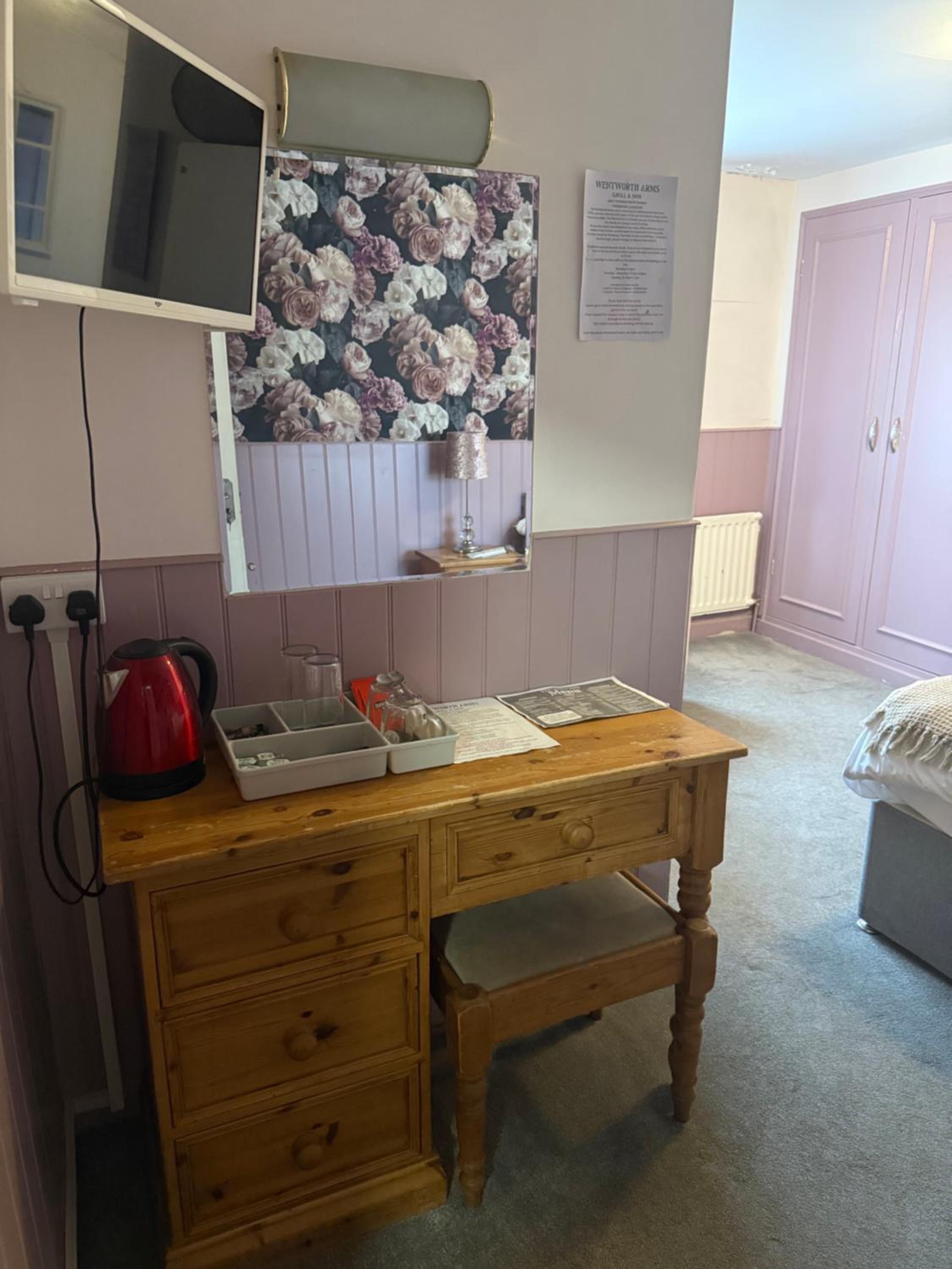 The Wentworth Arms - Inn 26/45