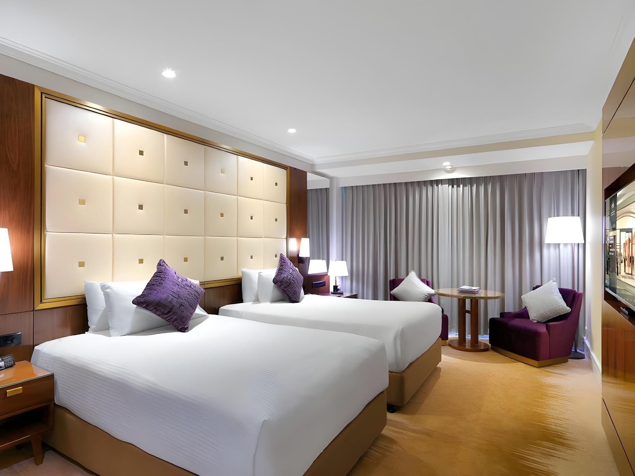 Tower, 2 Double Beds
