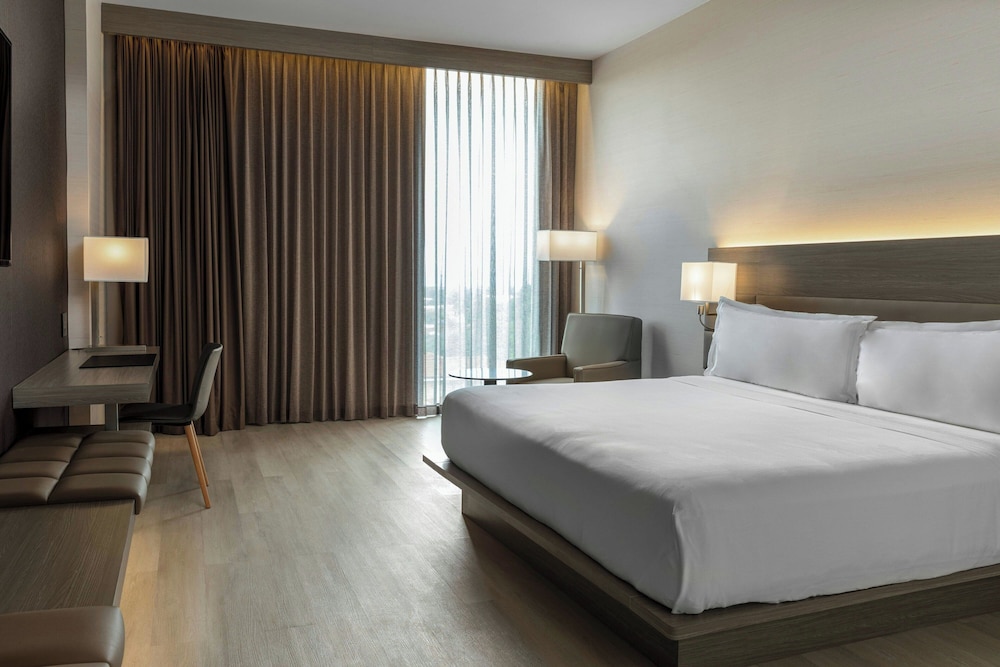 AC Hotel by Marriott Heredia Belen 5/50