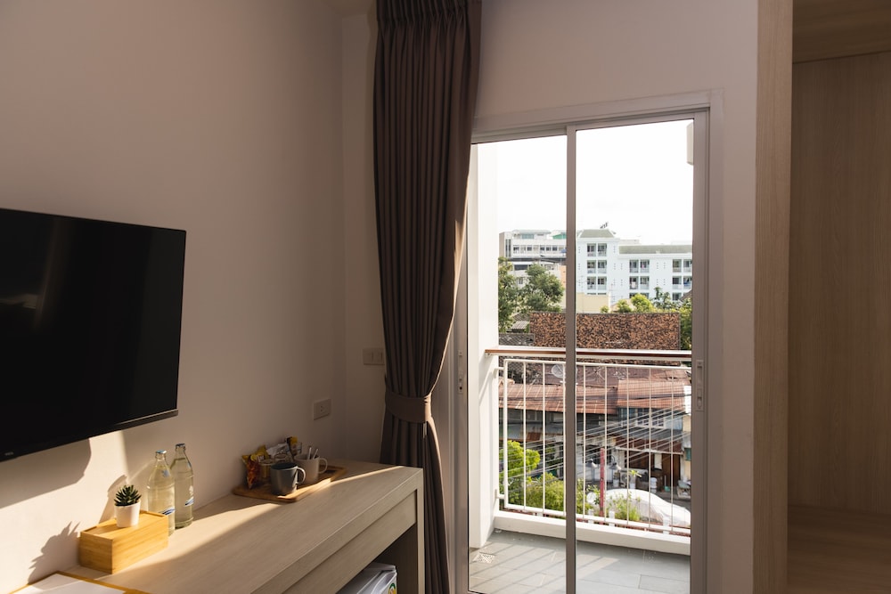 Nappiness Hotel 21/50