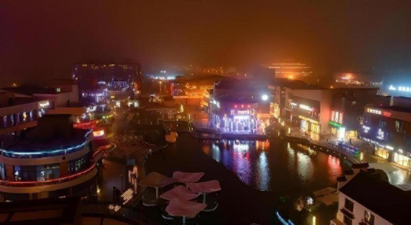 Gya Nantong Tongzhou District Nanshanhu Water Street Wanda Plaza Hotel 43/46