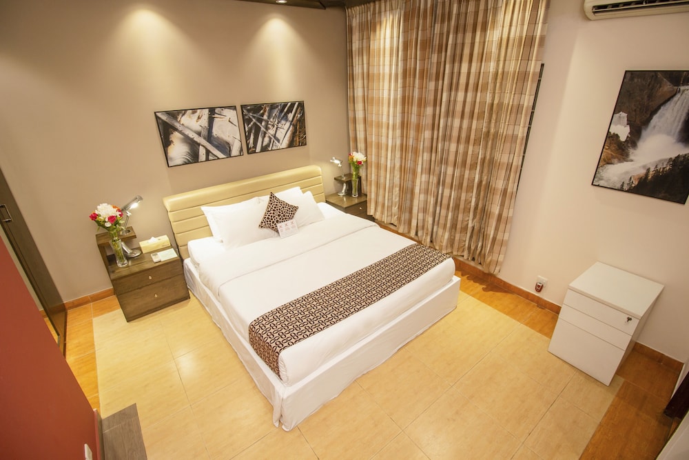 PREMIUM, SUITE, DOUBLE BED
