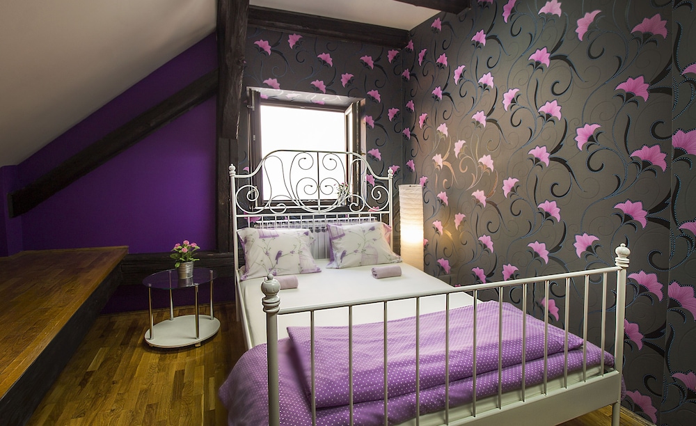 HOSTEL CENTAR 14/52