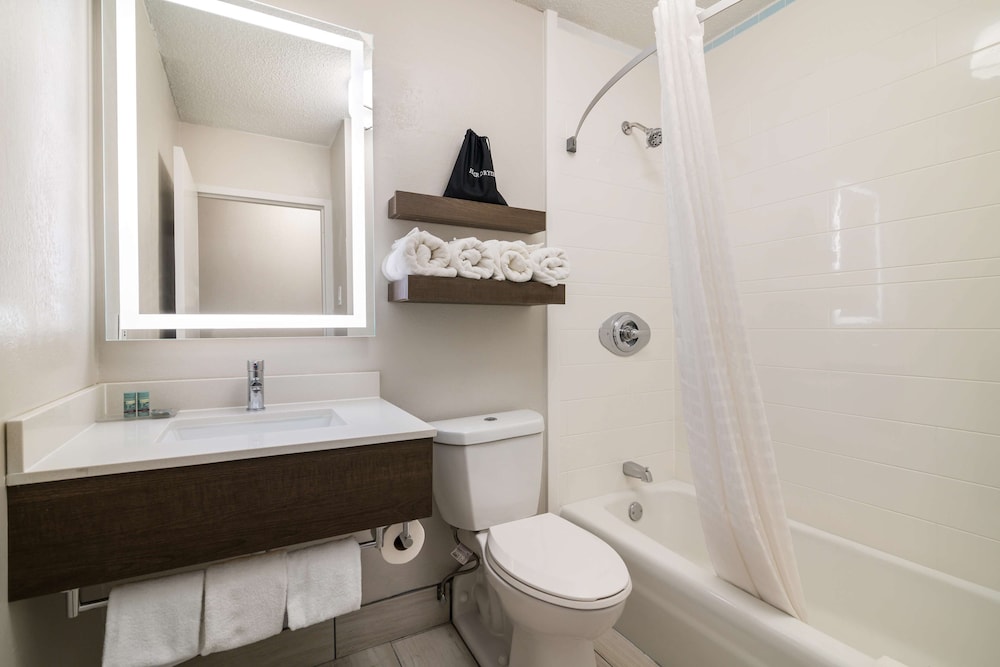 Best Western Plymouth Inn-White Mountains 9/35