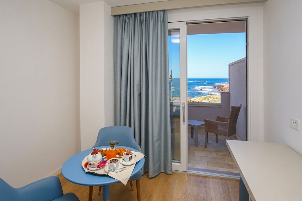 Riviera Castelsardo Hotel 52/60
