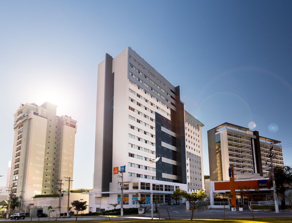 Mercure Jundiai Shopping 7/70
