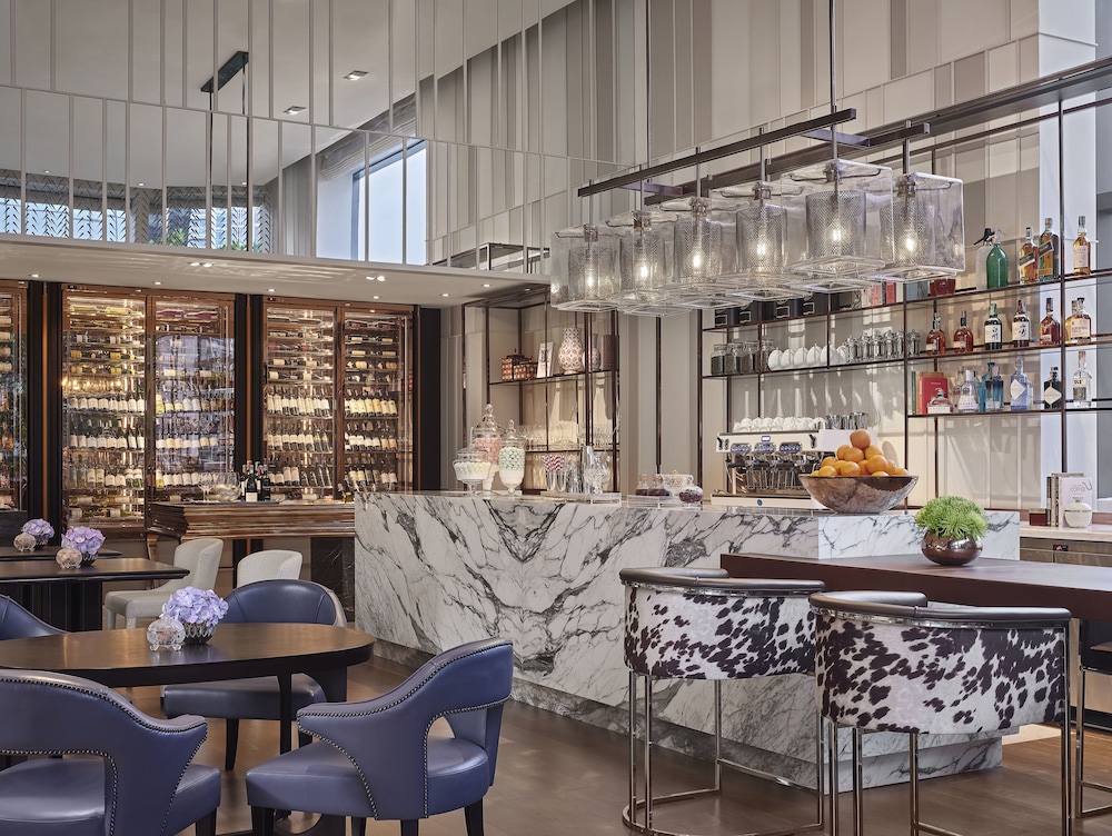 Rosewood Bangkok 41/84