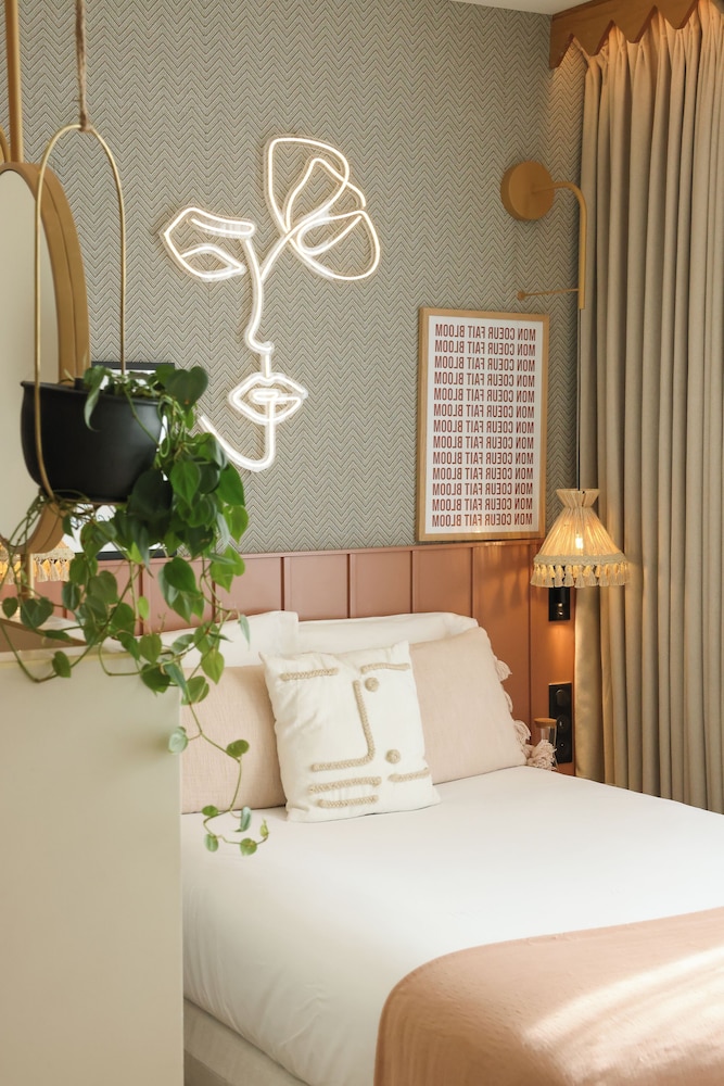 STANDARD, SINGLE, SINGLE BED