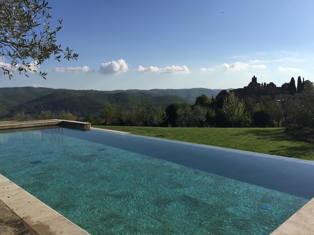 Villa Le Barone 38/50