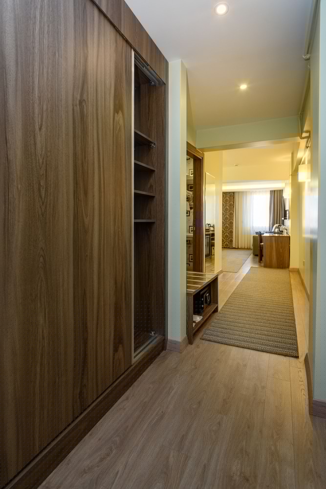 Numi Hotel 15/50