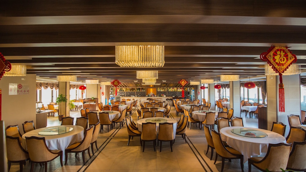 HUATIAN CHINAGORA HOTEL 43/63