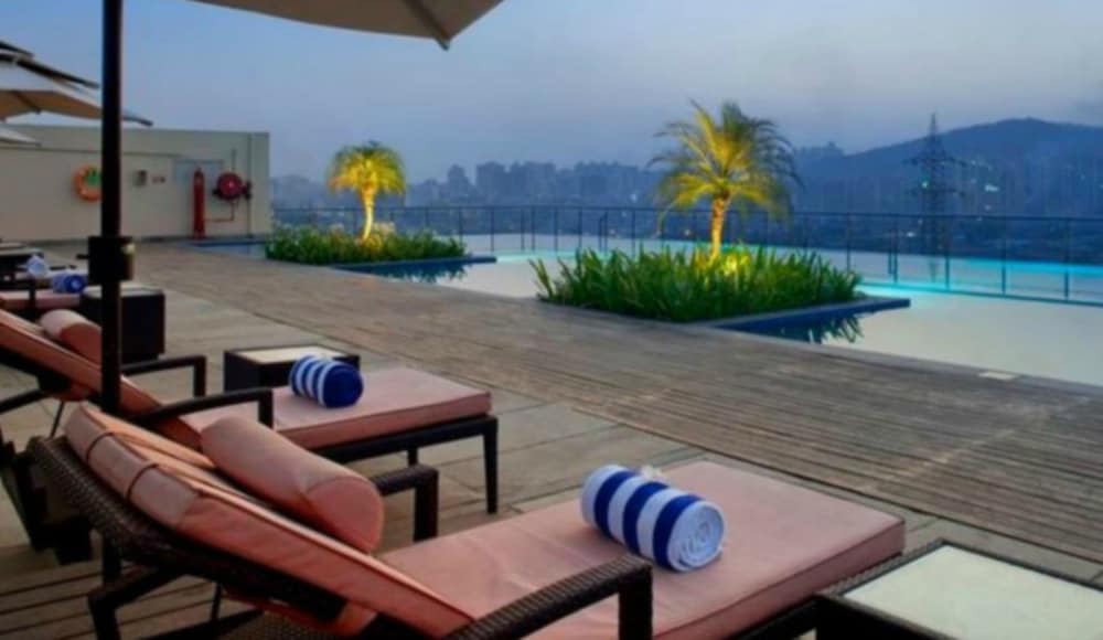 HOLIDAY INN MUMBAI INTERNATIONAL AIRPORT 34/72