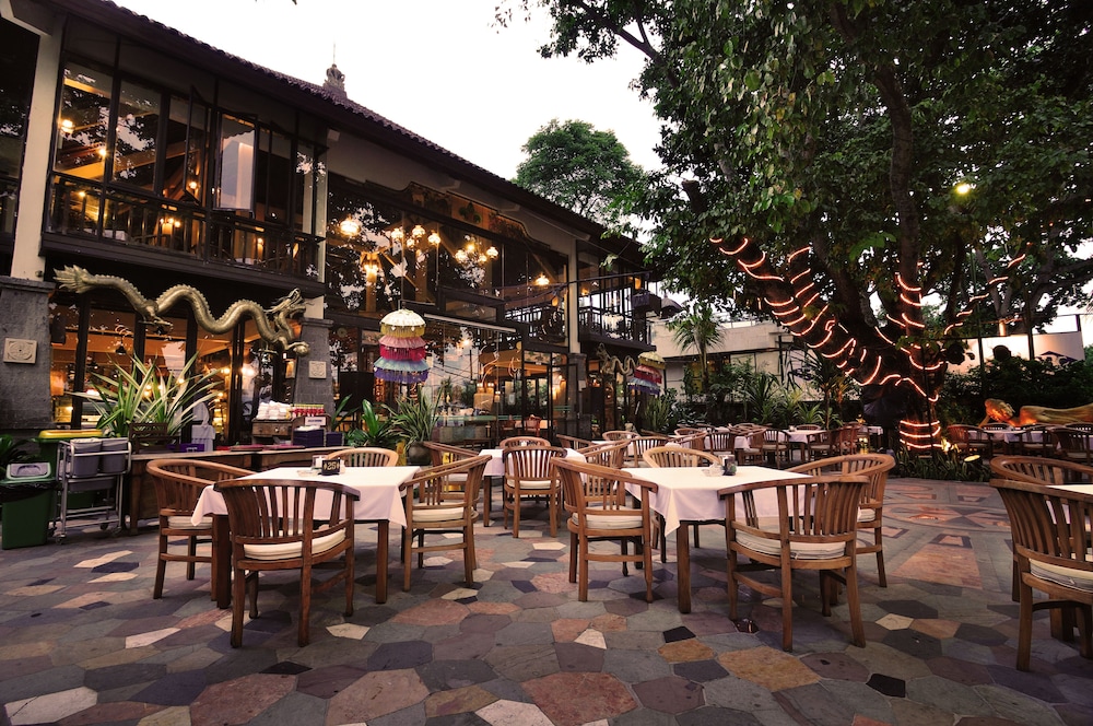 Hotel Kumala Pantai 56/75