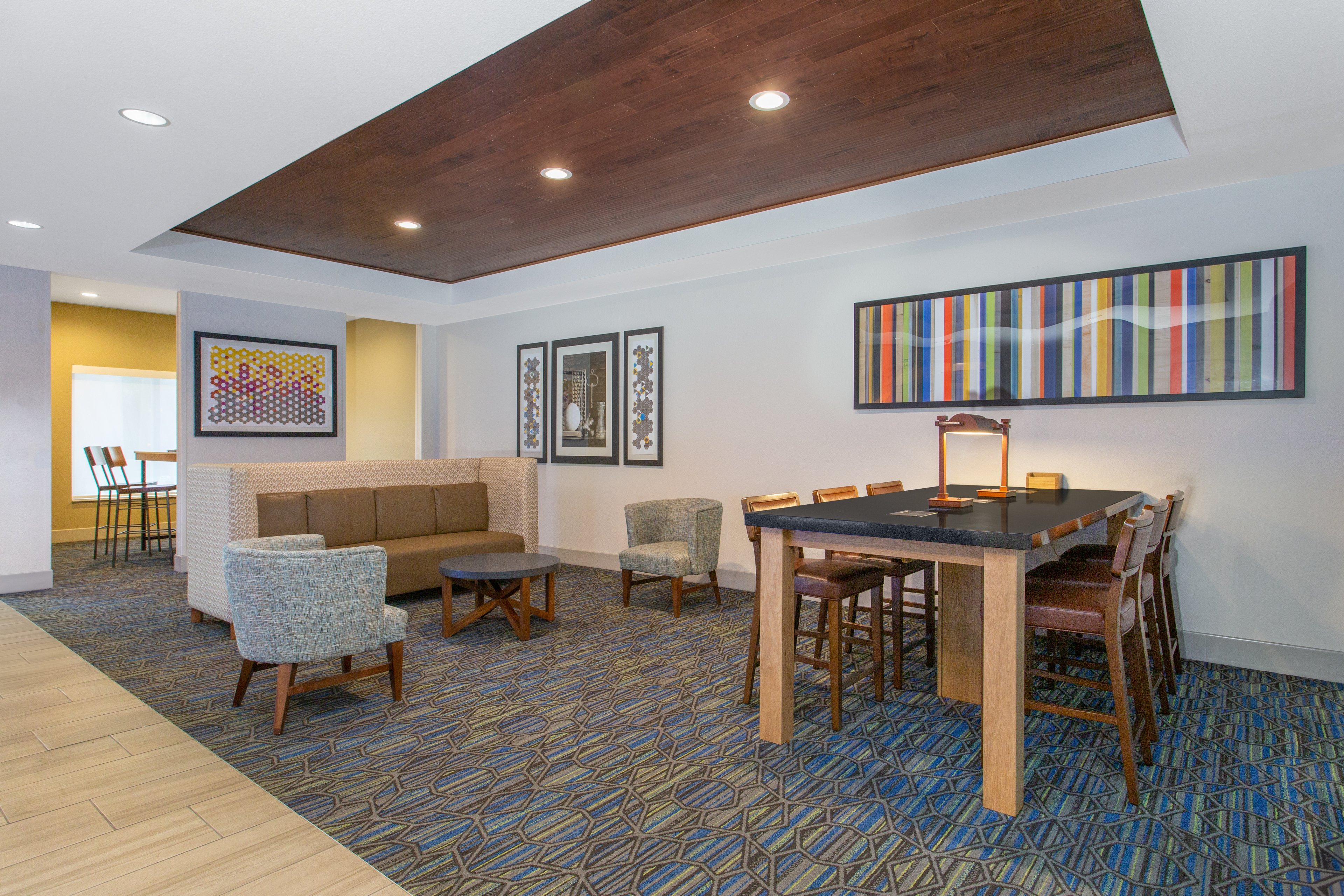 Holiday Inn Express Hotel And Suites Silver Springs Ocala 17/28
