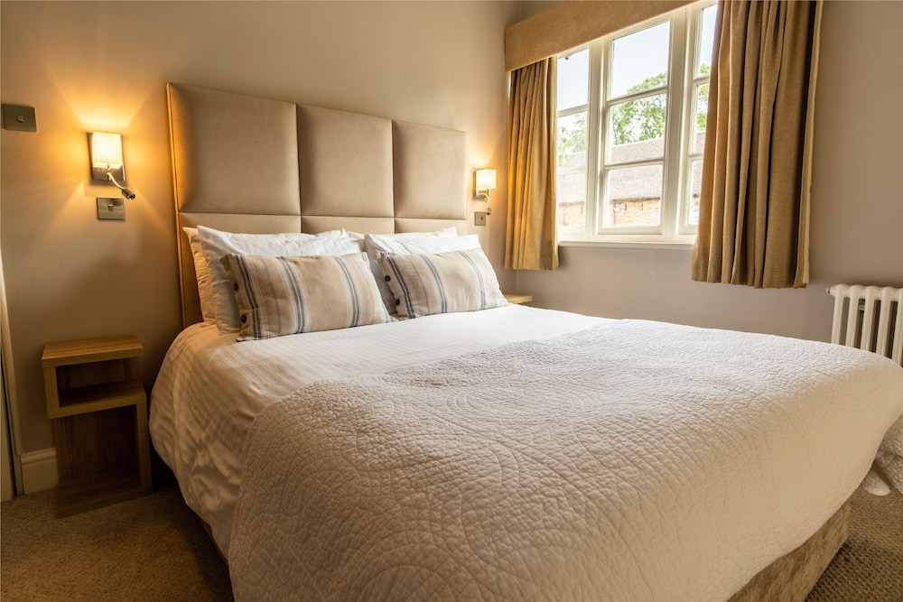 Donington Park Farmhouse Hotel 7/48