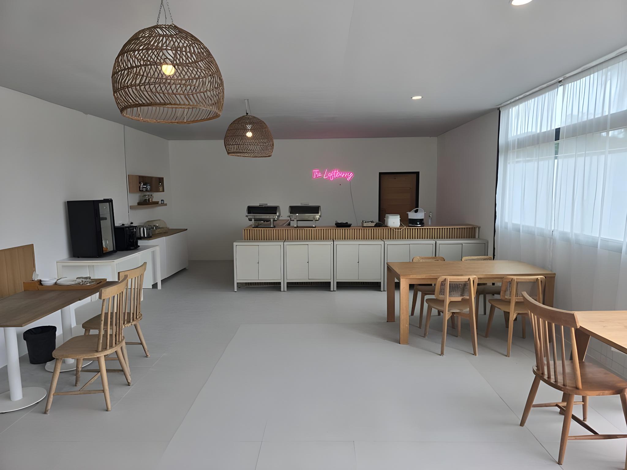 The Loftberry Resort 42/68