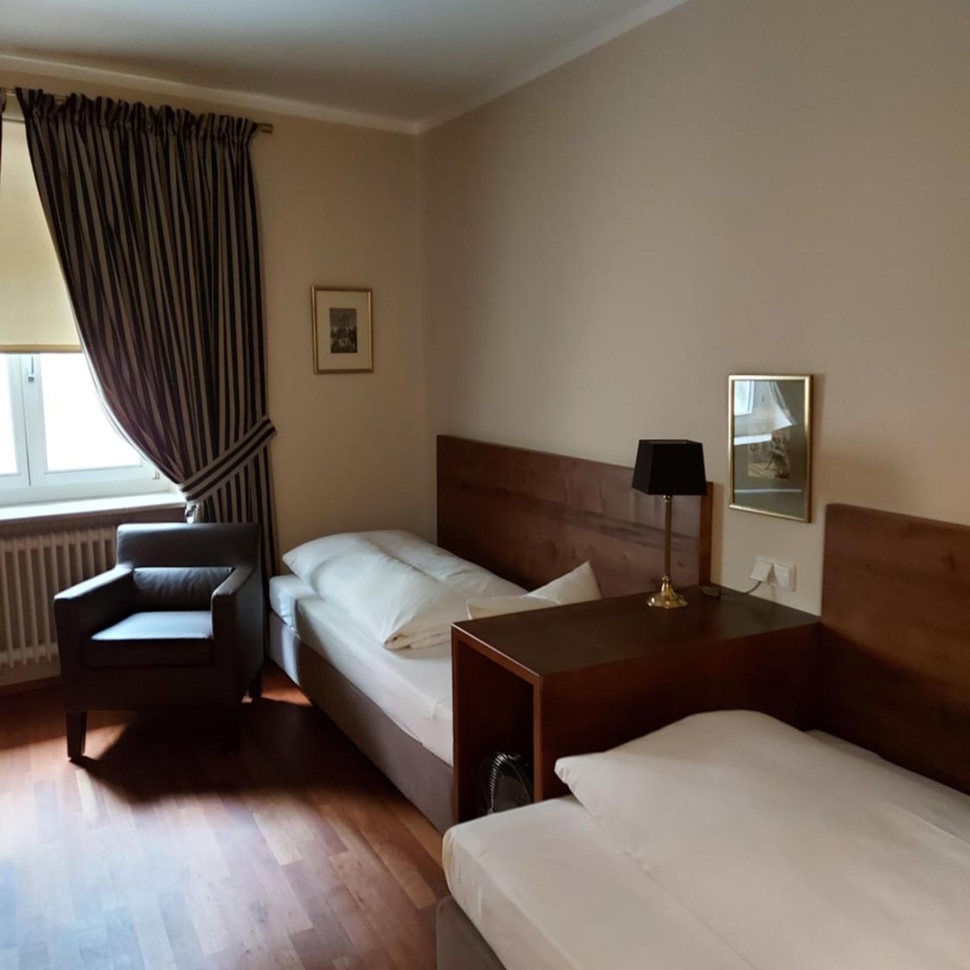 Hotel Kaiserhof am Dom 25/59