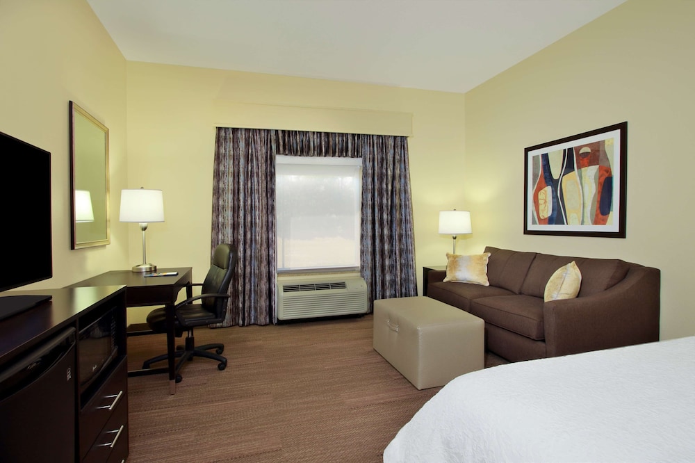 Hampton Inn Winfield 29/48