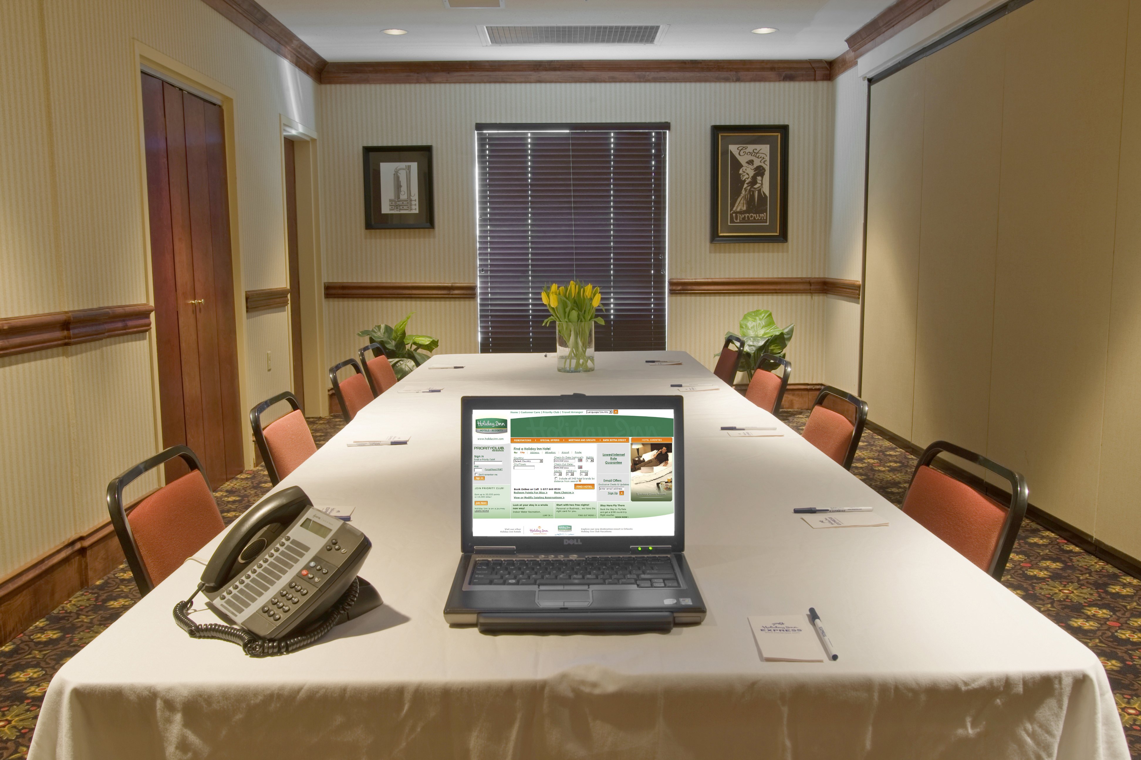 Holiday Inn Express and Suites Lucedale Hotel 24/76