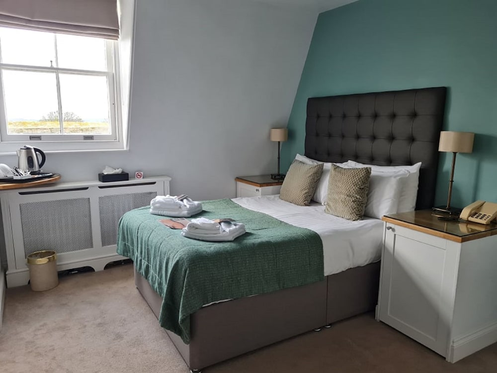 Trenython Manor 26/59