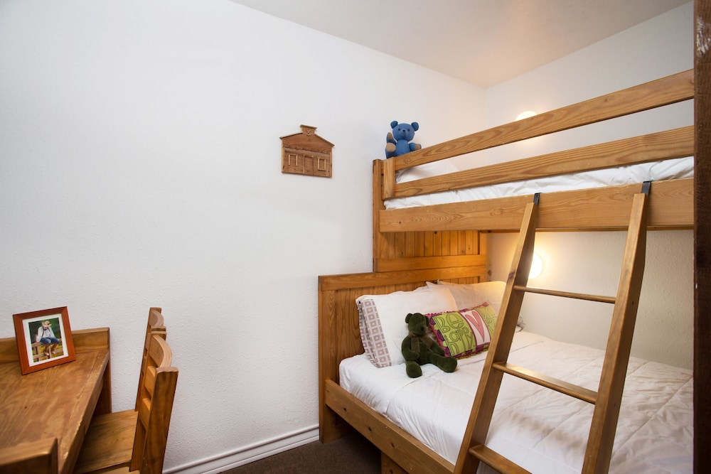 Y O Ranch Resort Hotel 15/55