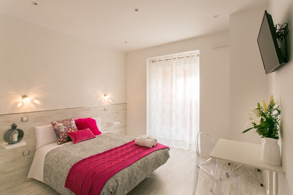 Hostal Met Madrid 10/30