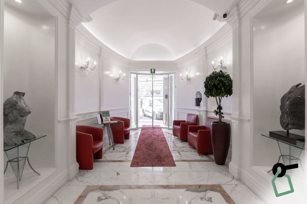 HOTIDAY Room Collection - Roma Porta Pia 32/50
