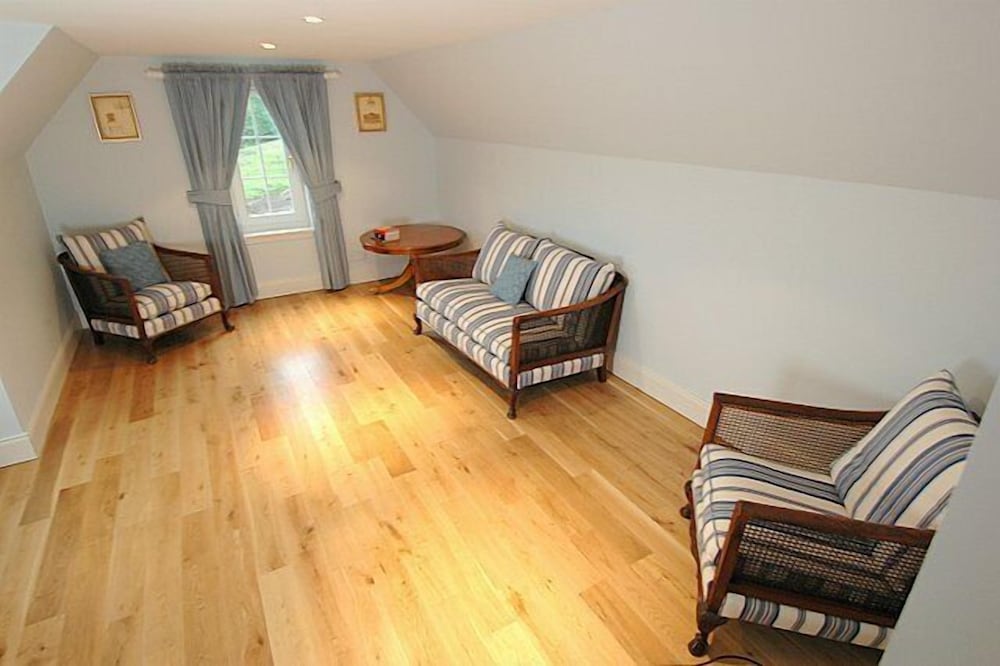 Bcc Lochness Cottages 22/39
