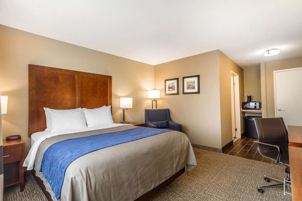 Comfort Inn & Suites Rocklin - Roseville 26/55