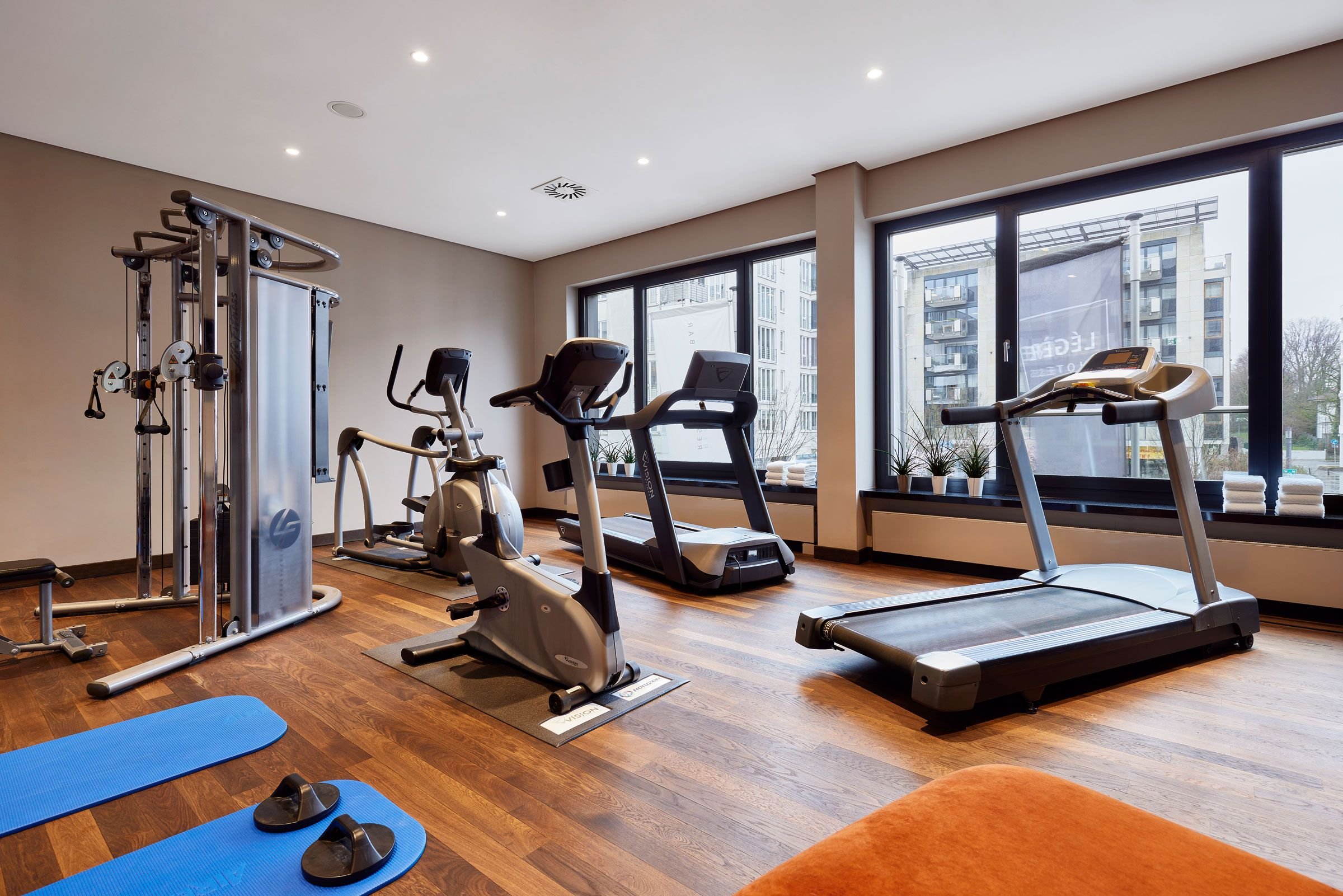 LEGERE HOTEL BIELEFELD 7/12