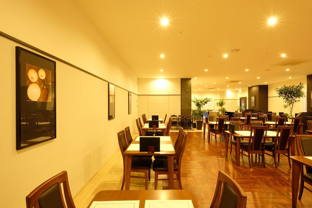 THE PREMIUM HOTEL IN RINKU 48/57