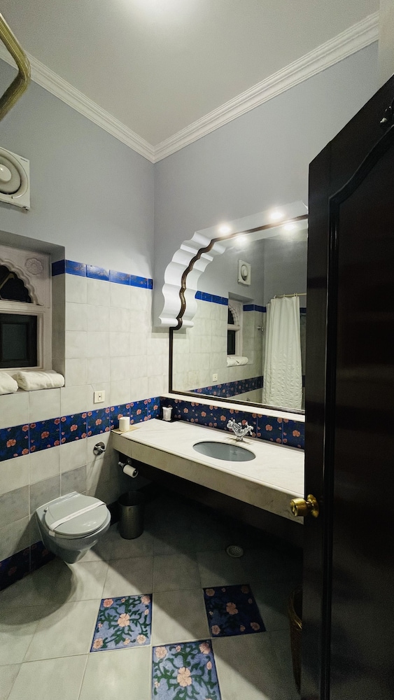 Heritage Resort 55/55