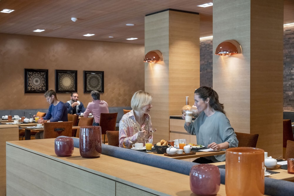 Maritim Hotel Ingolstadt 25/50