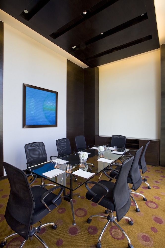 HYATT HYDERABAD GACHIBOWLI 59/71