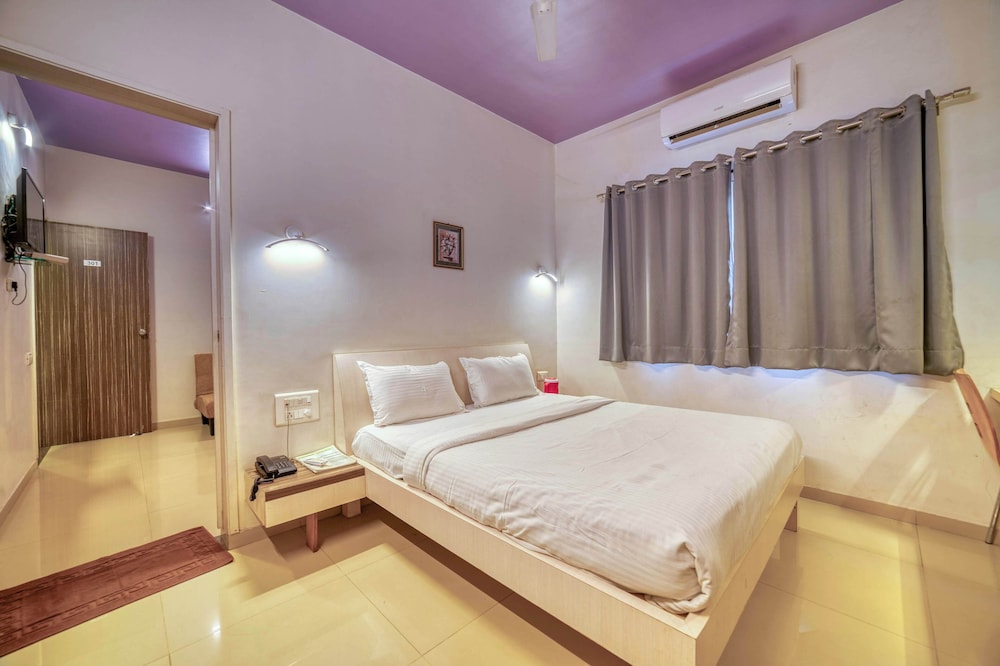 Hotel Grand Ashwin 13/41