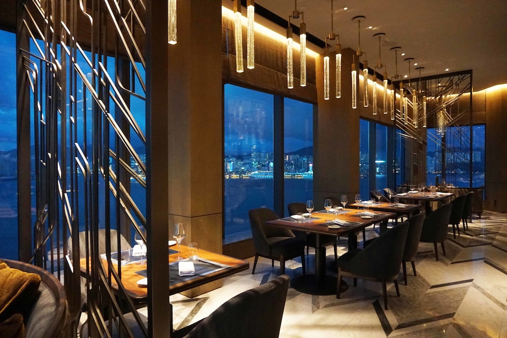 Hyatt Centric Victoria Harbour 47/70