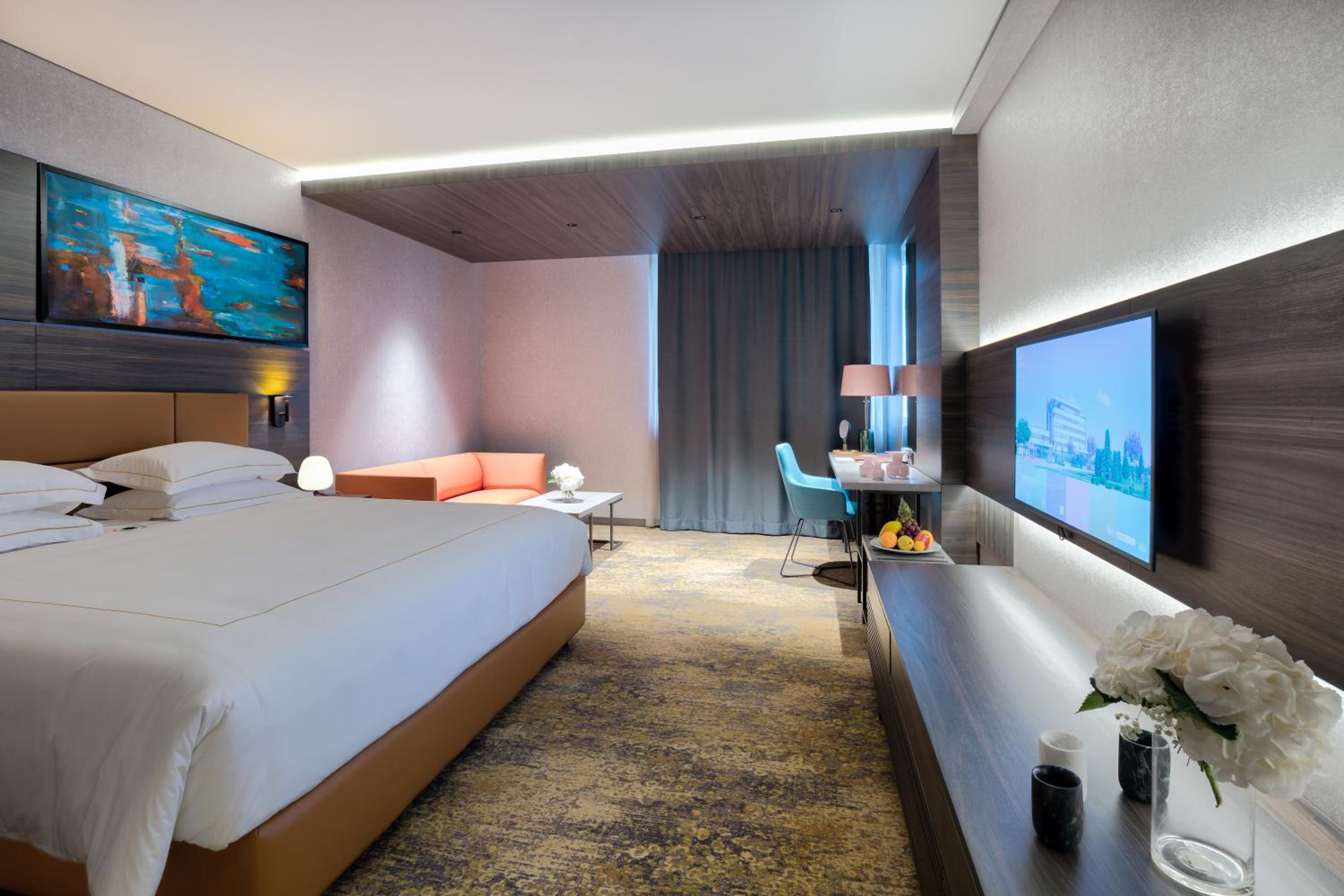 غرفة ديلوكس بسرير مزدوج، Emerald Hotel 4/9