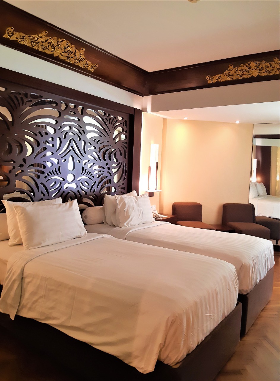 Club Twin Room
