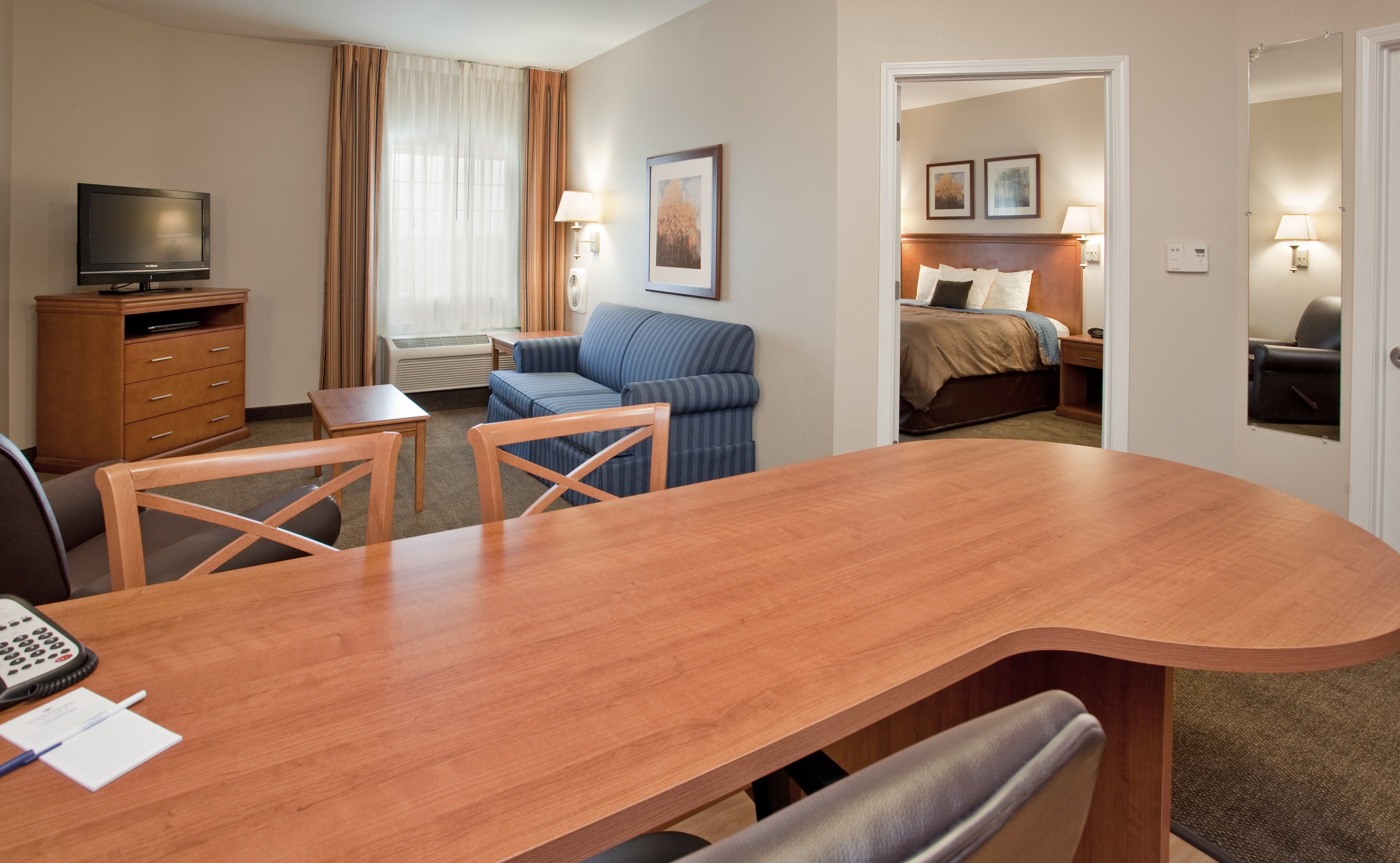 Candlewood Suites Kansas City Northeast 48/73
