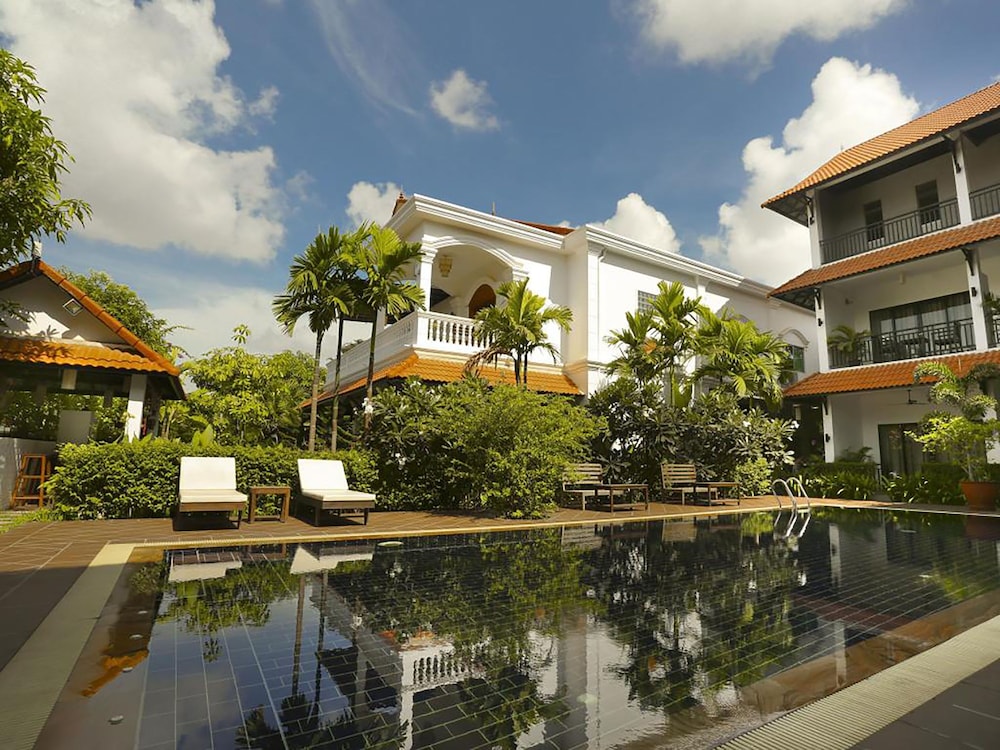 Kiri Boutique Hotel 30/50