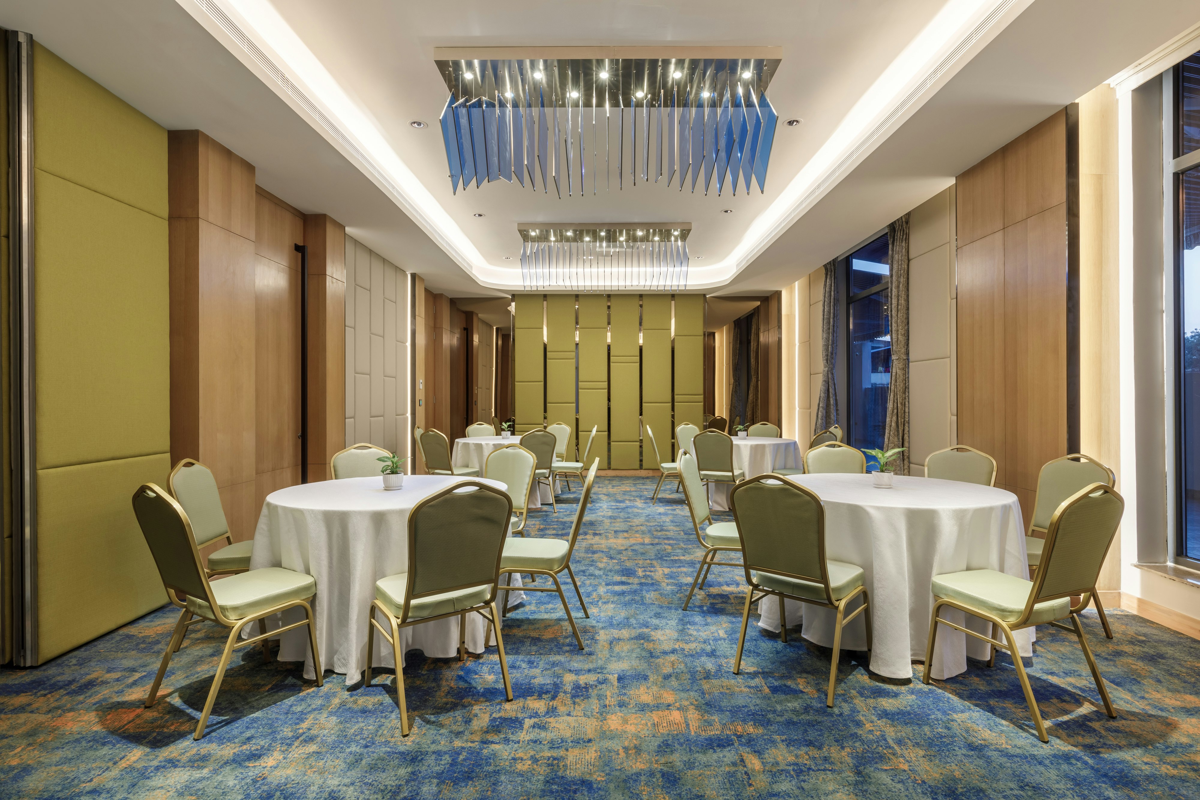 Holiday Inn Express Kathmandu Naxal, an IHG Hotel 45/48