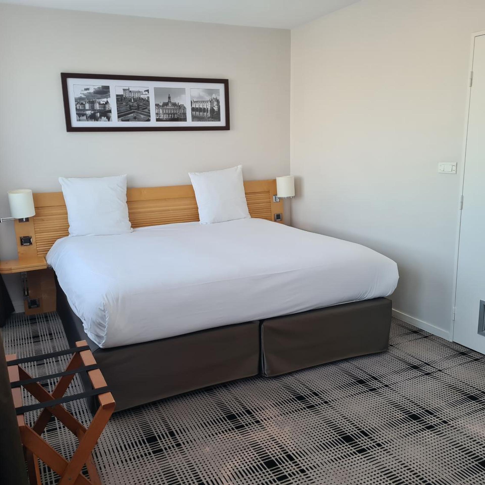 SUPERIOR, DOUBLE BED