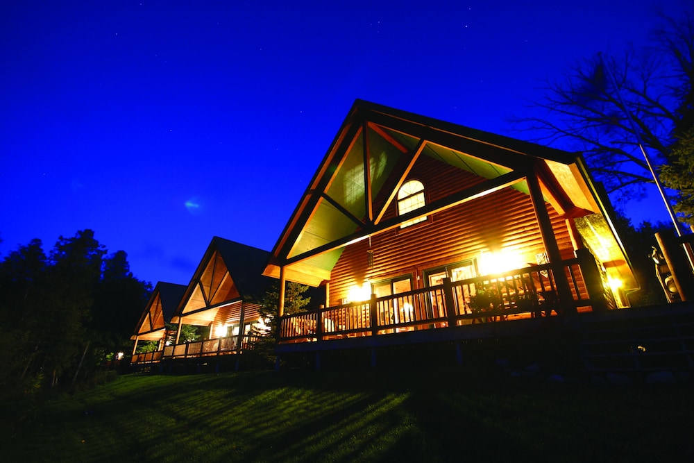 Drummond Island Resort 2/45